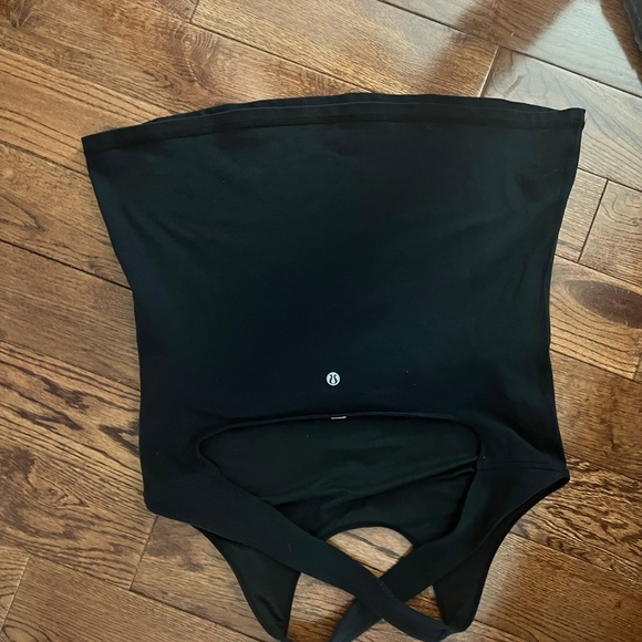Lululemon sz 8 cross back tank - Picture 3 of 3